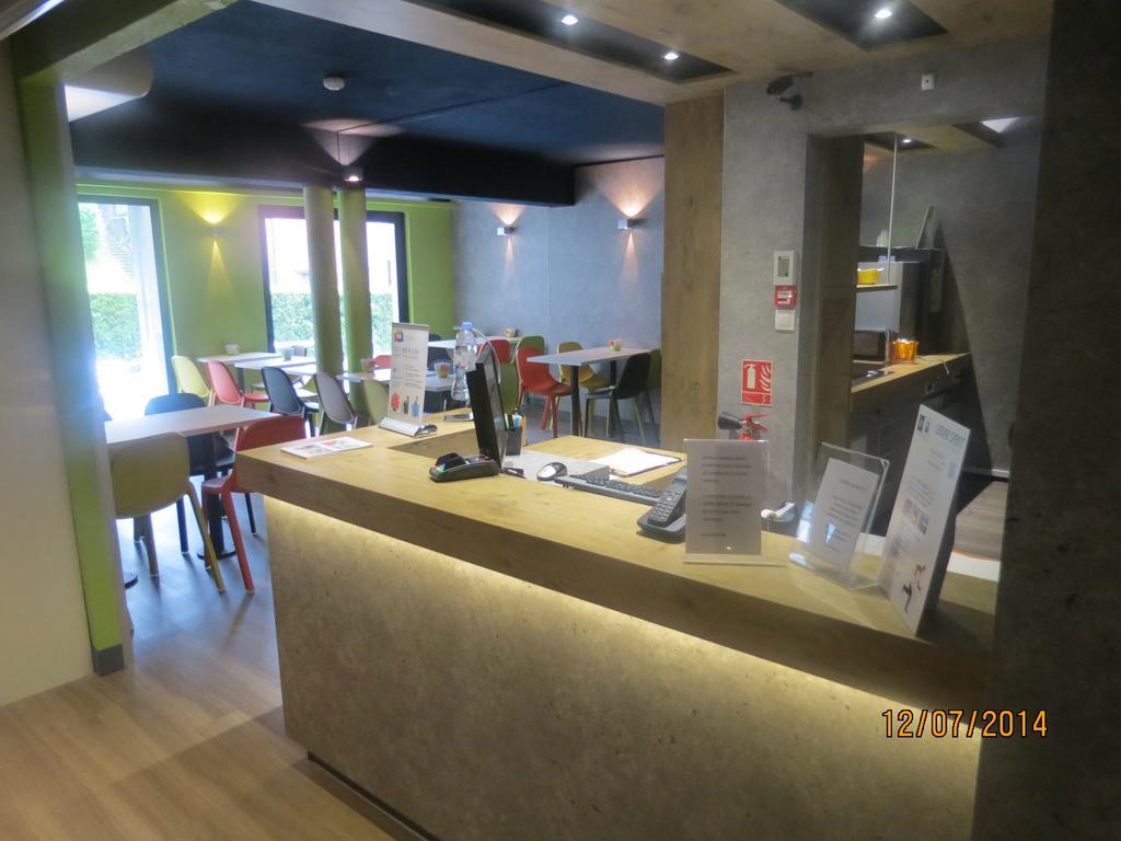 Ibis Budget Ремирмон Экстерьер фото