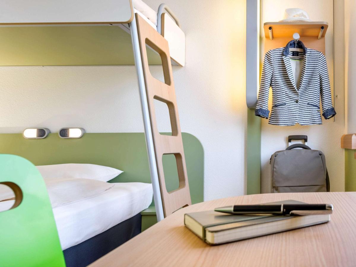 Ibis Budget Ремирмон Экстерьер фото